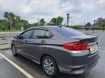 Honda City 1.5 S i-VTEC 2019, runs on both petrol and gas 389,000 Baht