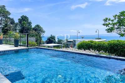 Upscale 2-Bedroom Pool Villa with Panoramic Sea View in Pa Klok