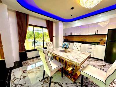 TOP luxury appartment 116 sqm pratamnak pattaya