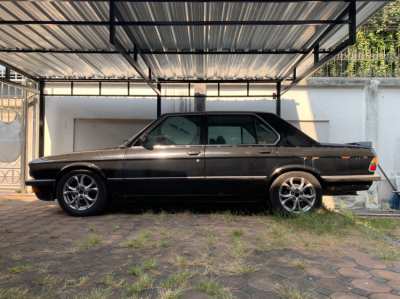 BMW E28 520i for sale