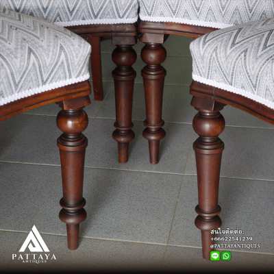 4 Antique Victorian Mahogany dining chairs 