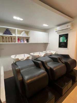 Rayong City REDUCED for quick sale: Hair salon 515,000THB no key money