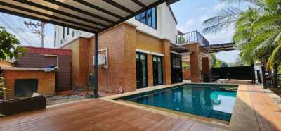 Pool villa in east Pattaya for rent