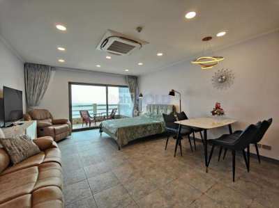 ☆ HOT! For Sale | Spacious Beachfront Studio, Newly Renovated (Rayong)