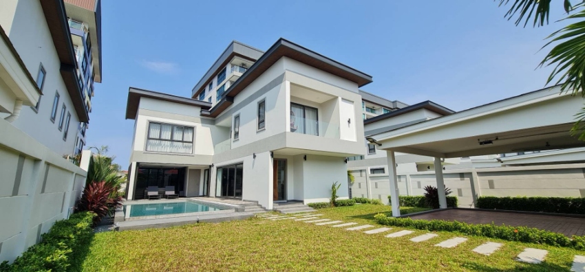 New Pool Villa near the beach,Pattaya