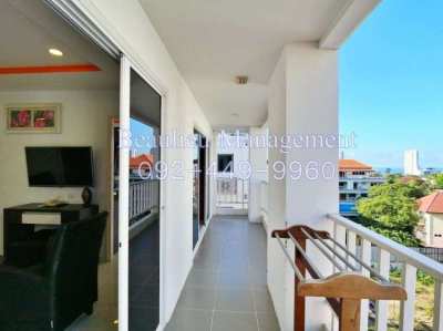 2 Bedroom, top floor, very quiet area in Pratumnak