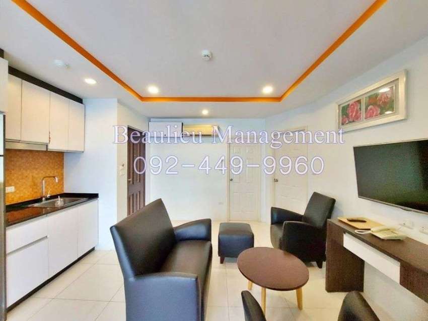 2 Bedroom, top floor, very quiet area in Pratumnak