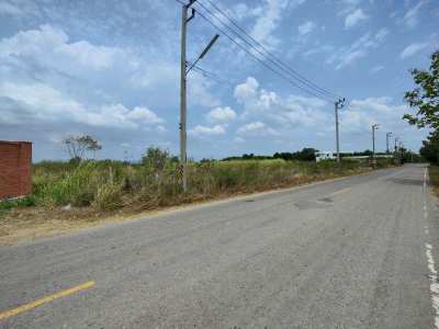 70-1-71 Rai - Excellent Land Investment Opportunity! 