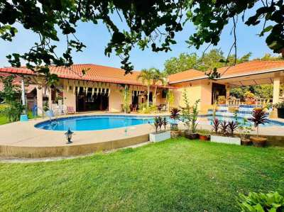Tamarind Gardens: 3-Bedroom Villa In Hua Hin