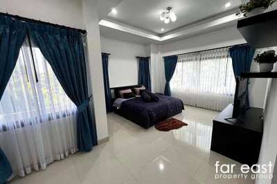 Baan Dusit Pattaya Lake 4 Bedroom Pool Villa