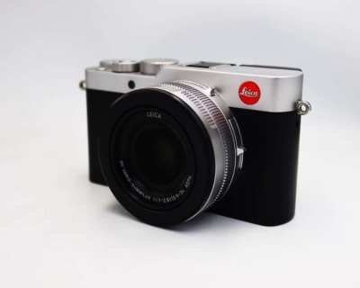 Leica D-Lux 7 Wi-Fi digital camera In Box, Silver Anodized