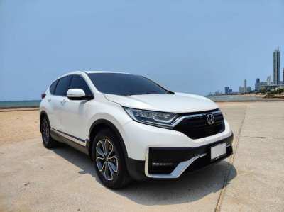 HONDA CRV G5 2.4EL AWD year 2020, white color 