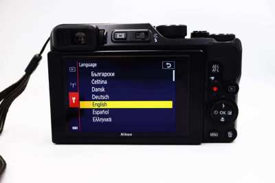 Nikon Coolpix A1000 Wi-Fi NFC BT High-End 4K Ultra HD, 35X Zoom Lens
