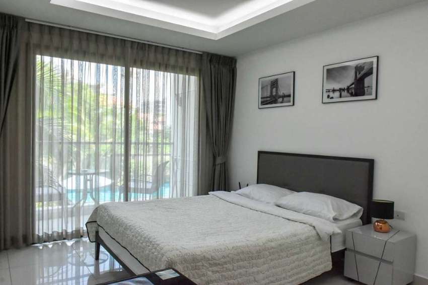 Water Park Condo Studio 27sqm 1.925 FN