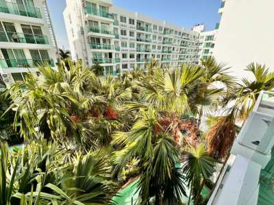 Amazon Condo for rent 1 bedroom Pool View 5th floor 