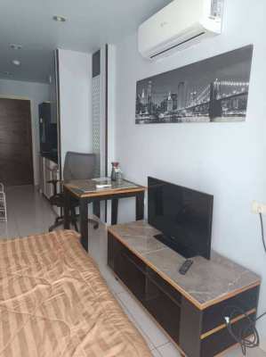 Studio for sale in Art on the Hill condominium, Pratumnak