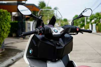 BMW C400X 2022 only 1,xxx km. only 1 owner perfect condition