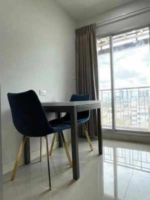 CB12 Condominium: Centric Sathorn-St.Louis 