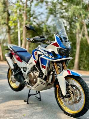 HONDA AFRICA TWIN 1000 Manual