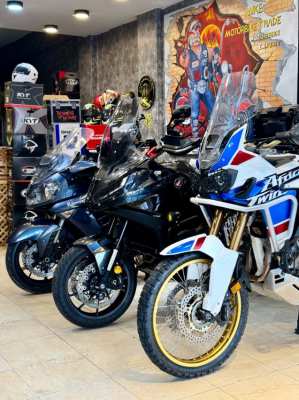 HONDA AFRICA TWIN 1000 Manual