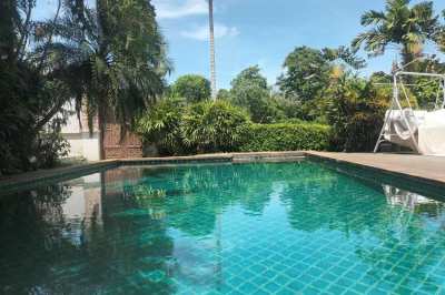 Huay Yai Pattaya modern private pool villa sale reduced to 9.5  