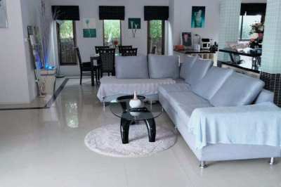 Huay Yai Pattaya modern private pool villa sale reduced to 9.5  