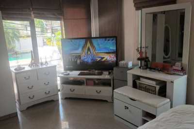 Huay Yai Pattaya modern private pool villa sale reduced to 9.5  