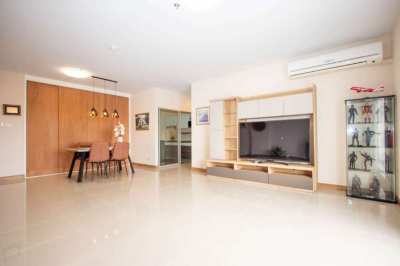 Rarely Available 3BR Apartment On 31st Floor, For Sale (SUP174)