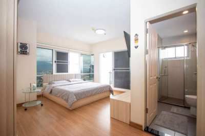 Rarely Available 3BR Apartment On 31st Floor, For Sale (SUP174)