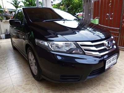 2013 HONDA CITY 1.5V ออโต้ รถบ้านแท้ มือแรกจากห้าง ไม่เคยติดแก๊ส สวยจั