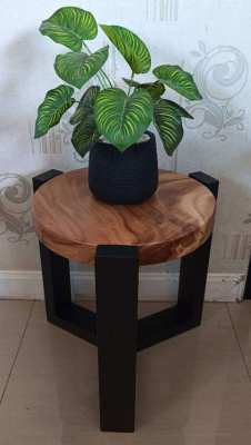 NO 17  NEW IRON AND ACACIA HARDWOOD SIDE TABLE FREE DELIVERY