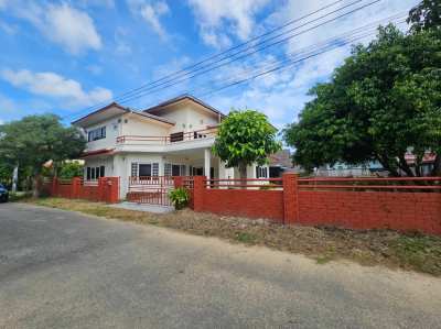 Bangsaray House for sale