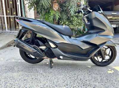 Honda PCX 160 2021 27KKM for Sale - Excellent Condition + Many Extras