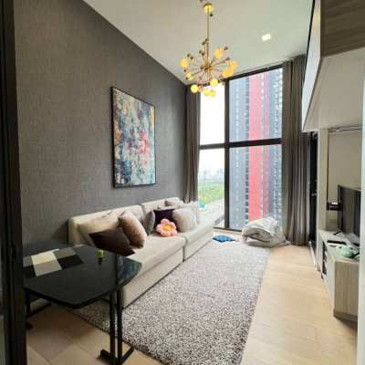 1 Bedroom Duplex in Luxury Condo near Airport Link Makkasan