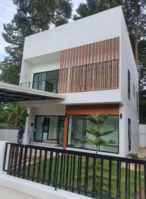 Modern style house for sale, 3bedrooms, 3bathrooms