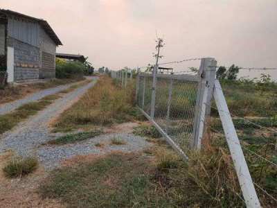 3 Rai Land in Nakhon Pathom for Sale