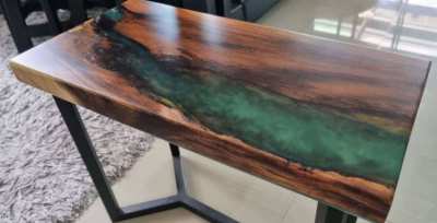 NO.46  DISCOUNTED NEW IRON AND ACACIA HARDWOOD GREEN RIVER TABLE 