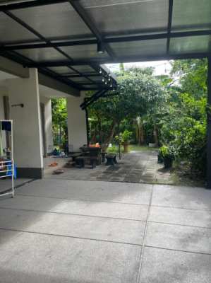 4 Bedroom House in Nonthaburi for Sale