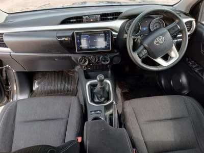 Cheap Toyota Revo for sale for foreigner