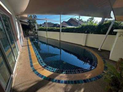 3bedroom house with pool in Baan Dusit Pattaya village