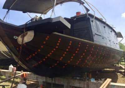 13.5 meter converted rice barge with engine - can be used as houseboat