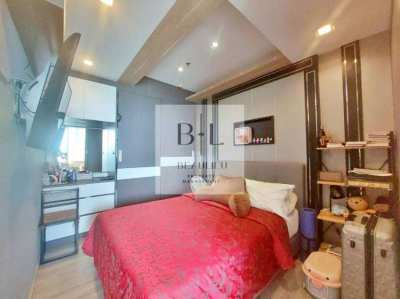 Stunning high floor 2 bedroom unit in the north of Pattaya