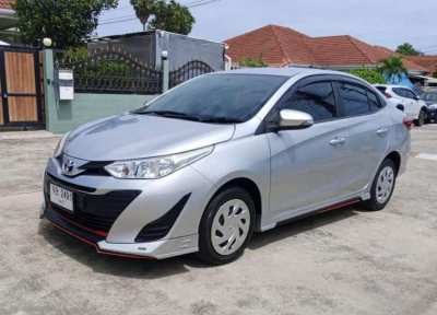 Cheap Toyota Yaris for sale for foreigner