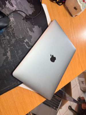 Apple MacBook Air (Retina, 13-inch, Late 2019, A1932) I5/16/256 (servi
