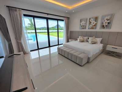 Hot! Brand New Luxury Fully Furnished 4 Bedroom 4 Bathroom Pool Villa 