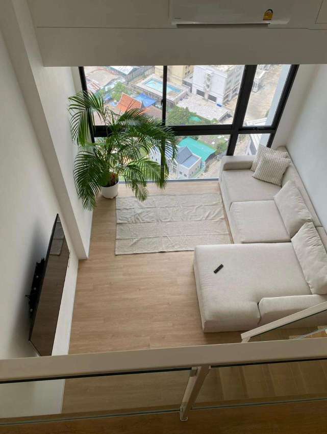 Lovely Duplex apartment (2 floors) for rent in Huai Khwang