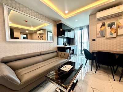 A luxury high-rise condo at Arcadia Millennium Tower for RENT 