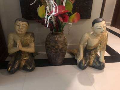 2 Monk massive wood statue H:52cm x W:45cm x D:42cm 