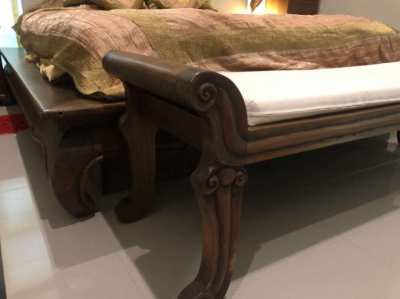 Bench with mattress massive Teak. W:152cm. x H:79cm. x D:45cm.