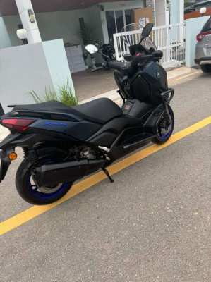 Yamaha x max 300 cc cheaper and brand new